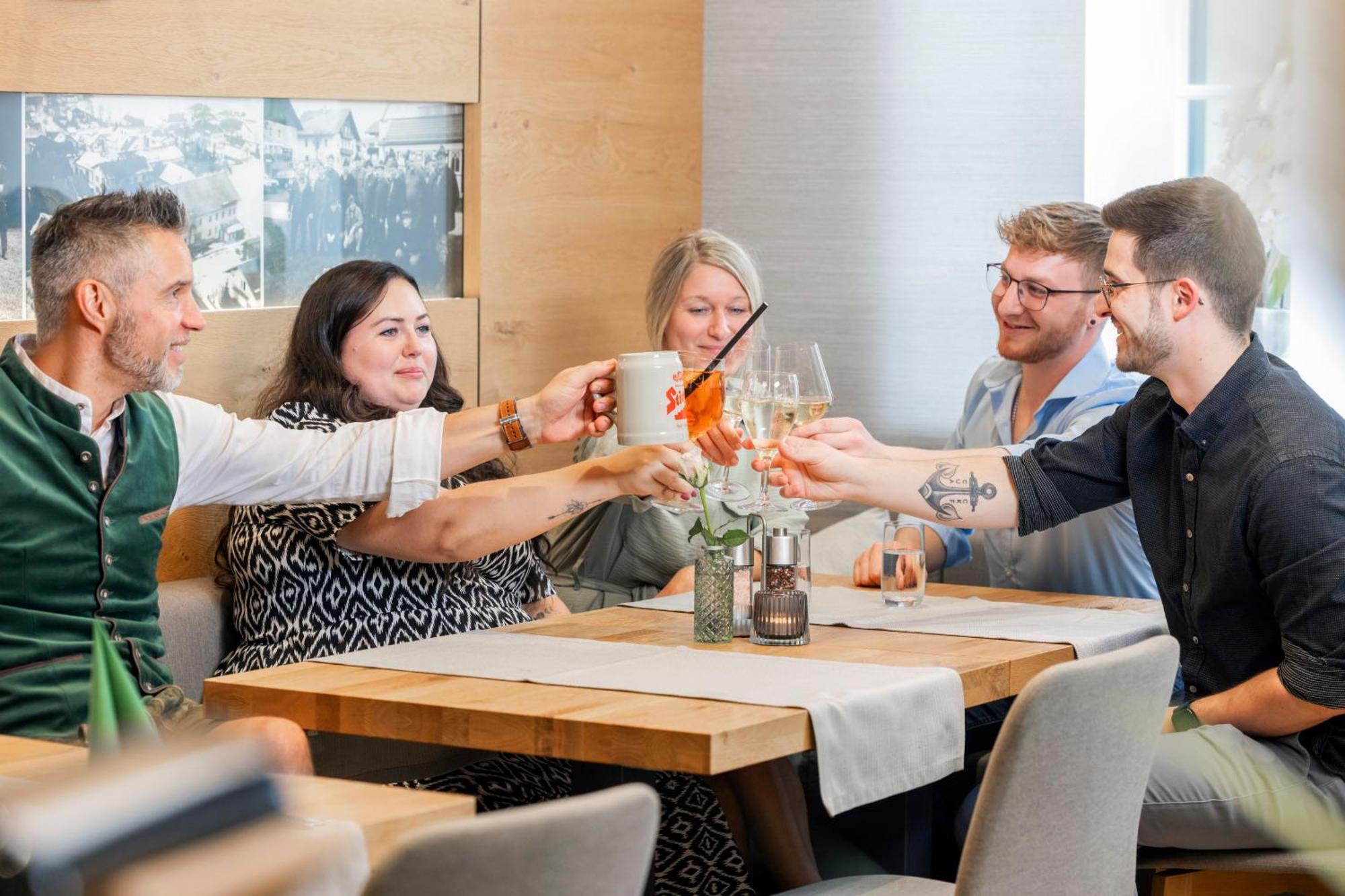 Gasthof Hotel Jaegerwirt Strasswalchen Luaran gambar