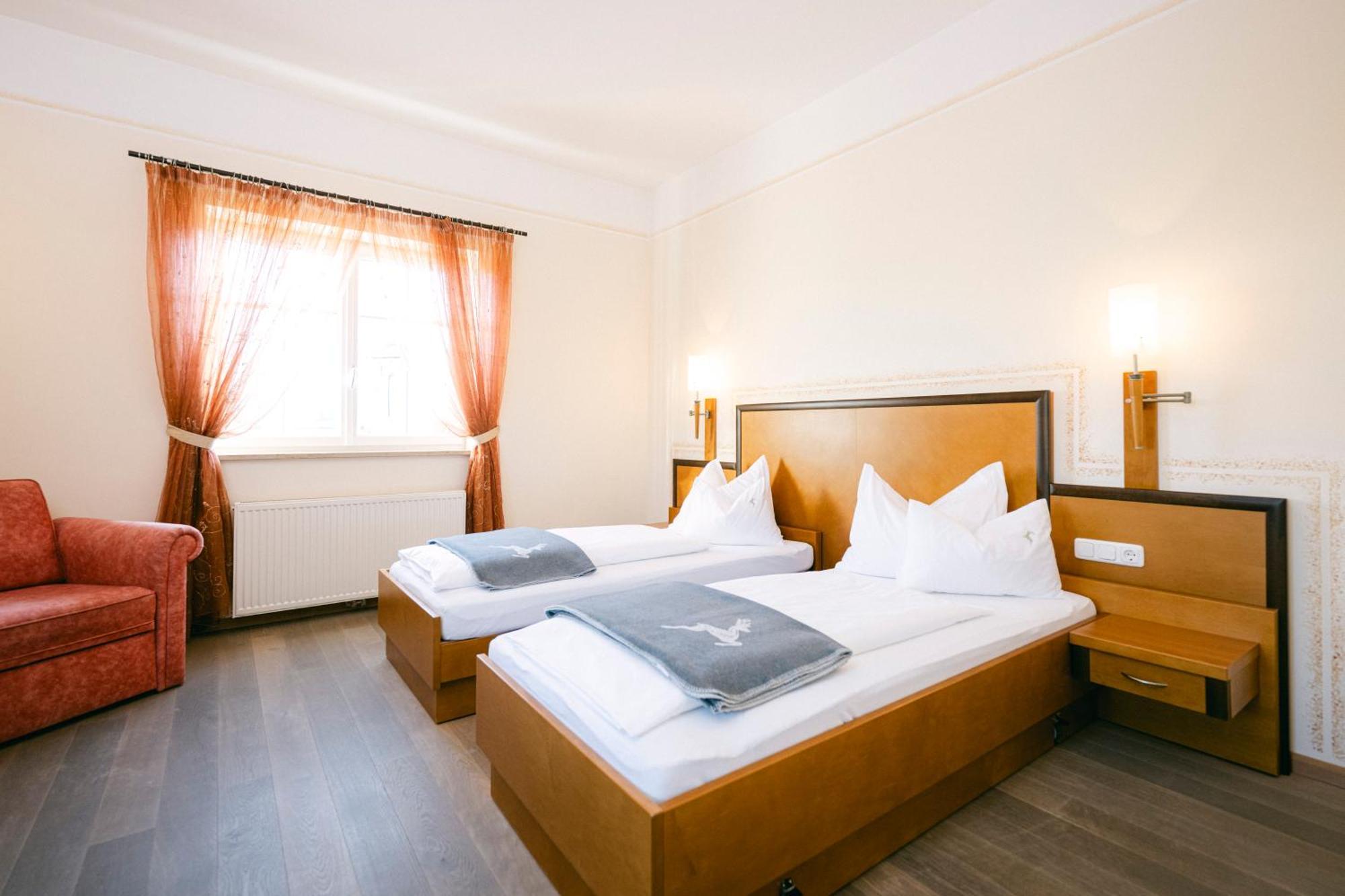 Gasthof Hotel Jaegerwirt Strasswalchen Luaran gambar