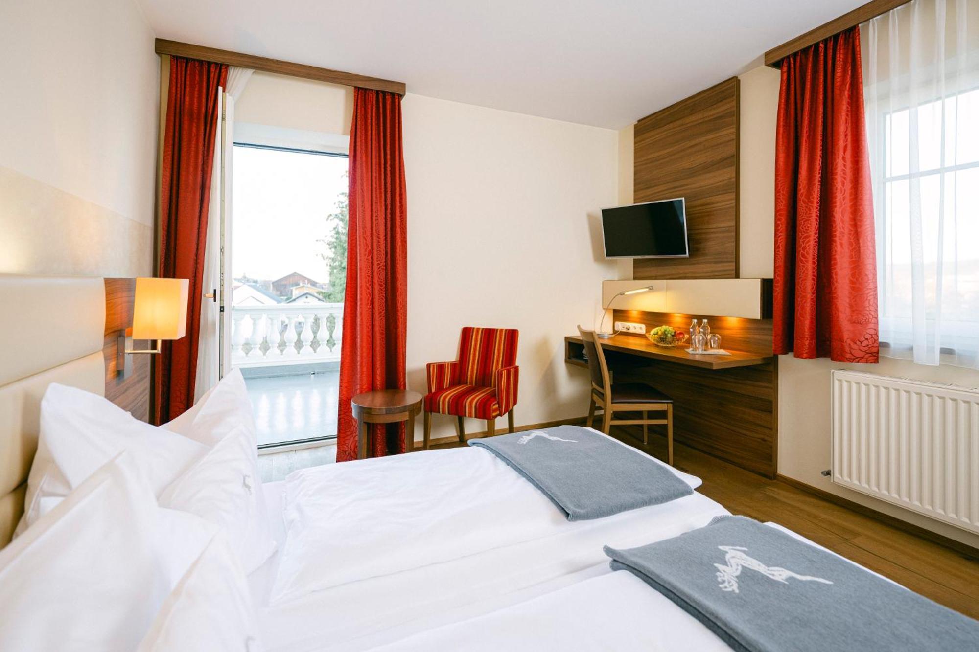 Gasthof Hotel Jaegerwirt Strasswalchen Luaran gambar