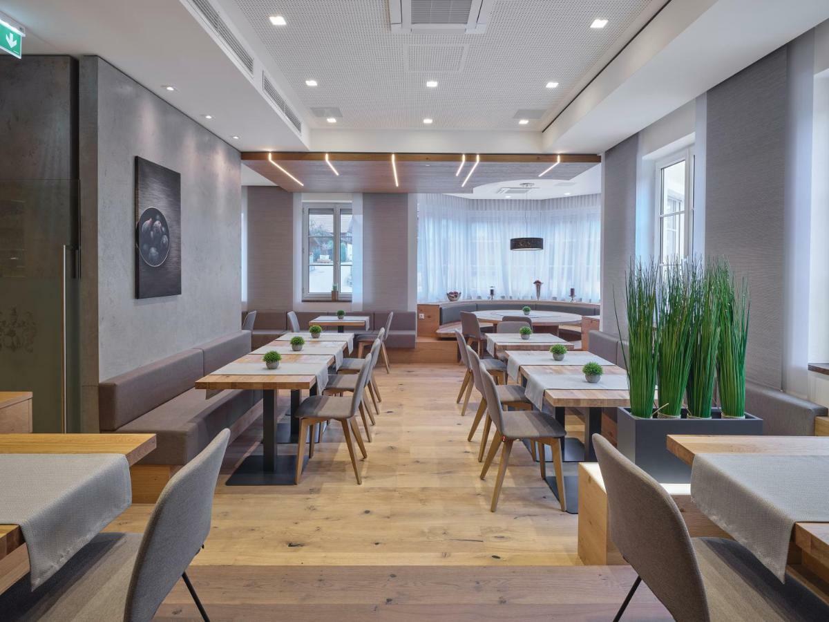 Gasthof Hotel Jaegerwirt Strasswalchen Luaran gambar